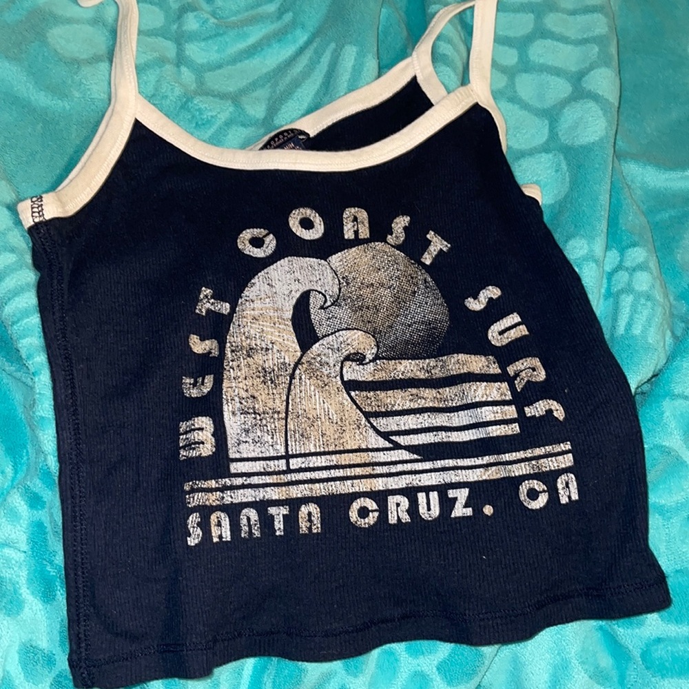 Aeropostale navy blue size M crop top